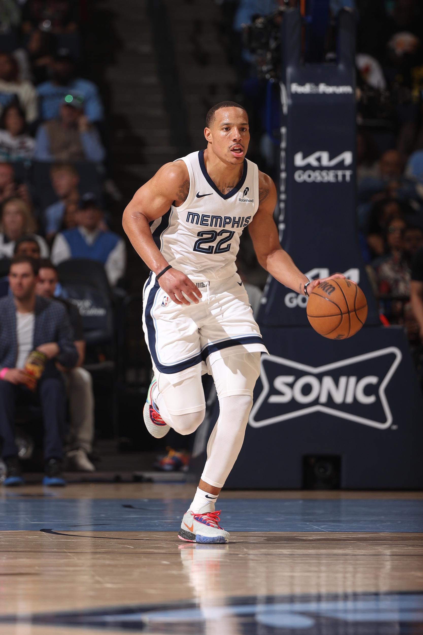 魔术七换一很亏？比尔·西蒙斯：那些人根本不看篮球，换我肯定毫不犹豫就这么签