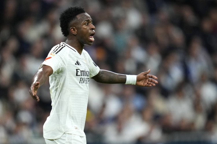 开云入口-🚨跟队：维尼修斯续约坚持要约3000万欧的年薪，至今未达成协议