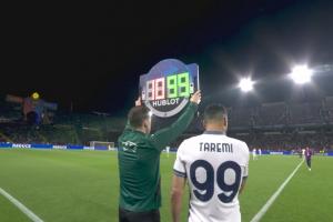 队长伤退！劳塔罗受伤无法坚持，下半场开场被塔雷米换下