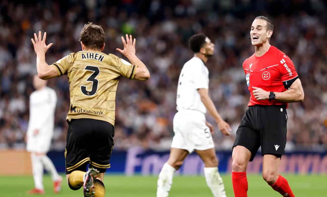 开云入口-西甲裁判名字新赛季大改革：放弃双姓氏方式，改用名字加姓氏